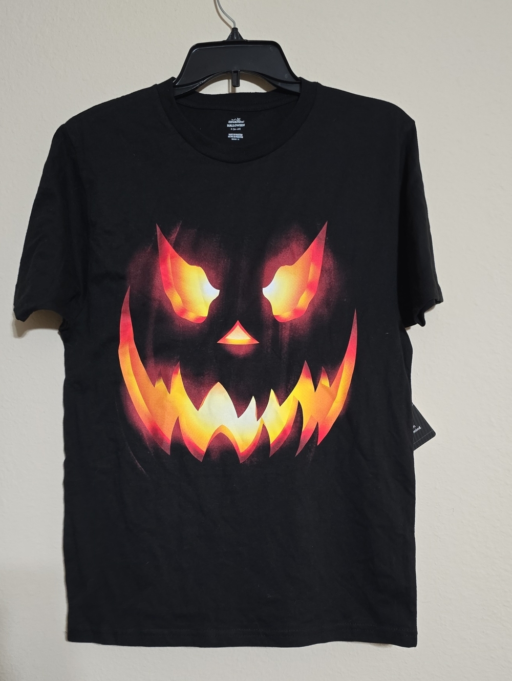 NWT Mens Halloween Pumpkin Face Black T-Shirt Multiple Sizes Available